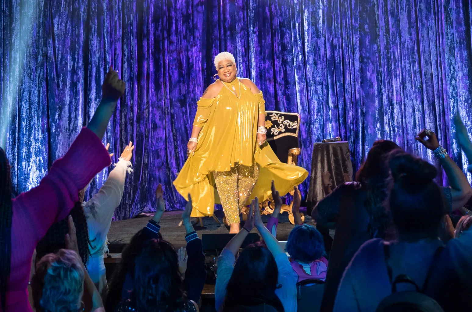 Luenell playing live